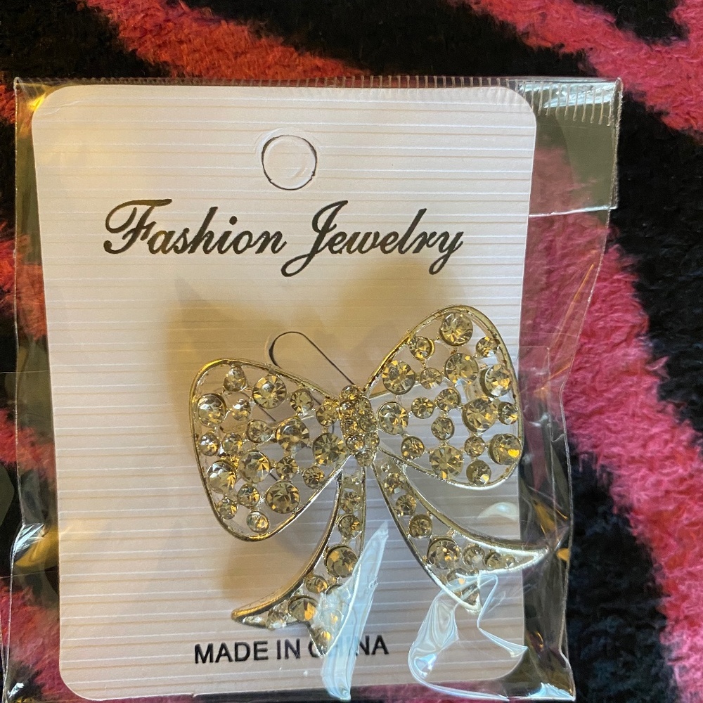 Brooch